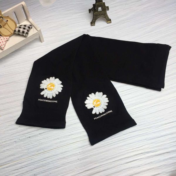 

little daisy ice sleeve women sunscreen silk thin summer cool ins style elegant