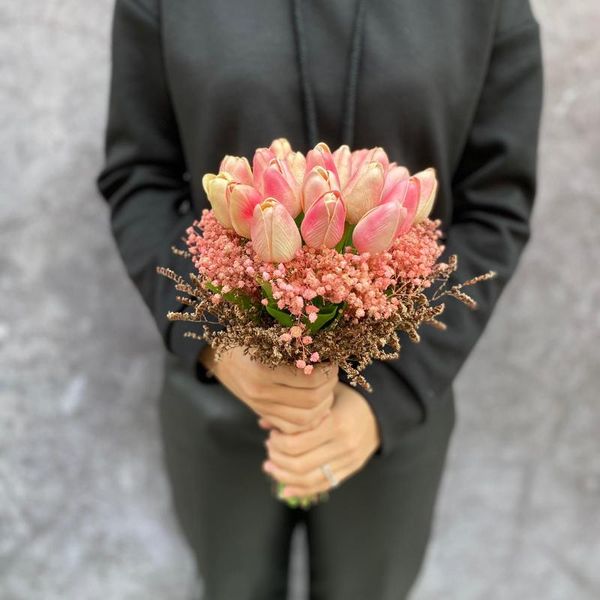 

bridal veils wet textured artificial tulip bouquet bride flower, Black