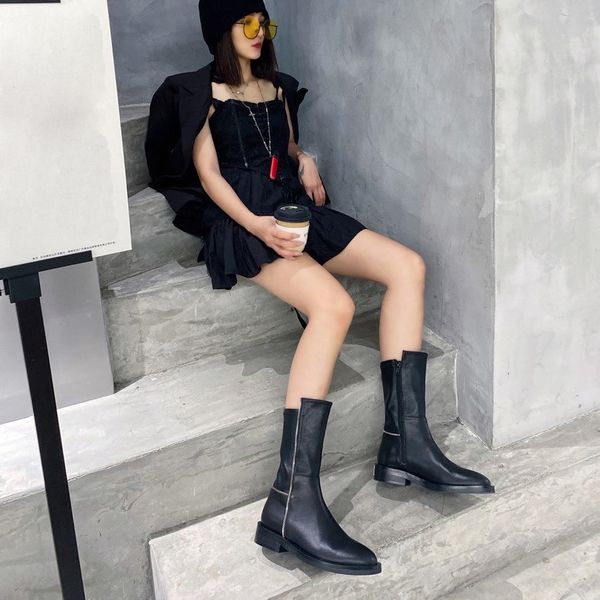 

chains fashion designer boots new thick bottom flat luxury leather woman goddess has long legs shoes, Black