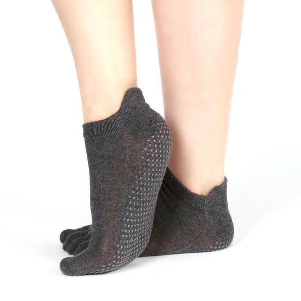 

sports socks 2021 arrival cotton yoga gym toe full grip with cycling heel, Black