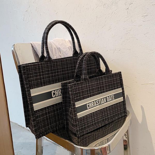 

evening bags 2021 large-capacity trend all-match high-end texture western style striped wome single shoulder portable tote designer bag