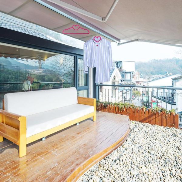 

hangers & racks 30pcs love heart style flocked non-slip clothes (rosy)