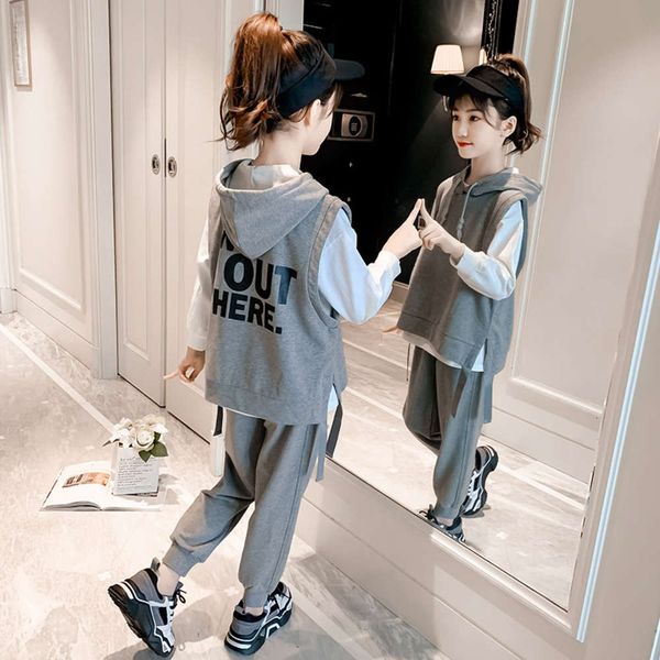 

clothes spring new suit 2021 children's girls long sleeve bottomed vest sports pants casual three piece set, White