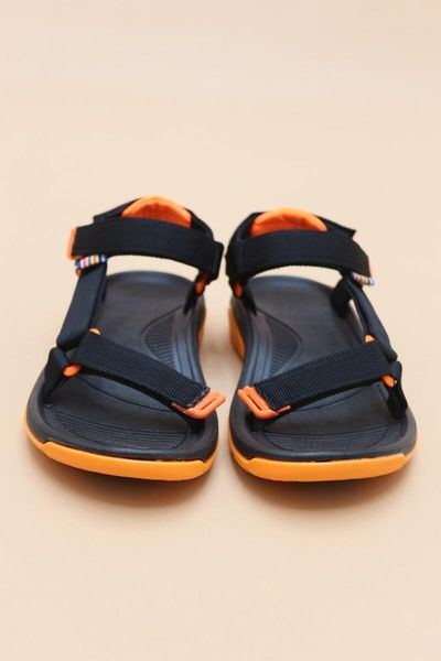 

sandals black