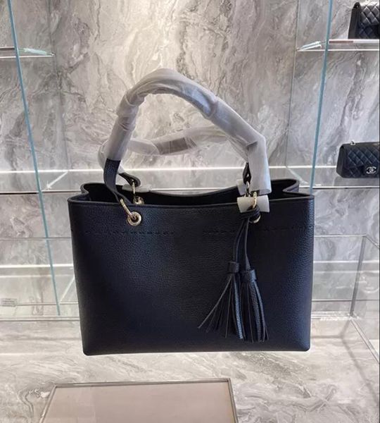 

trendy hand bag style vegetable basket large-capacity bucket mommy's first layer leather carry niche design luxury high-end