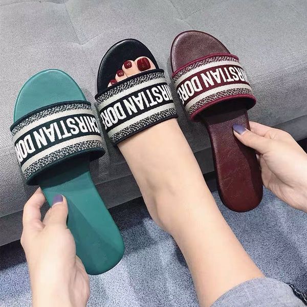 

2021 spring and summer new d family letter embroidery one word drag fairy wind wear cool slippers women flat bottom goods ippd zmm, Black