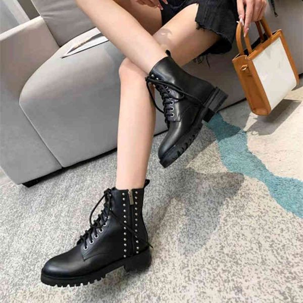

boots luxury designer womens autumn and winter boots fashion european metal shoess rivet punk style bootss middle heel casual part, Black