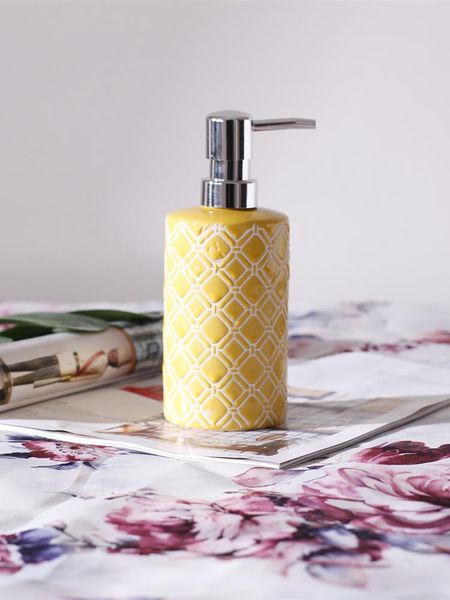 

bath accessory set ceramic press-packed bottles family travel goods bathroom decoration household products european style luxury yellow soap