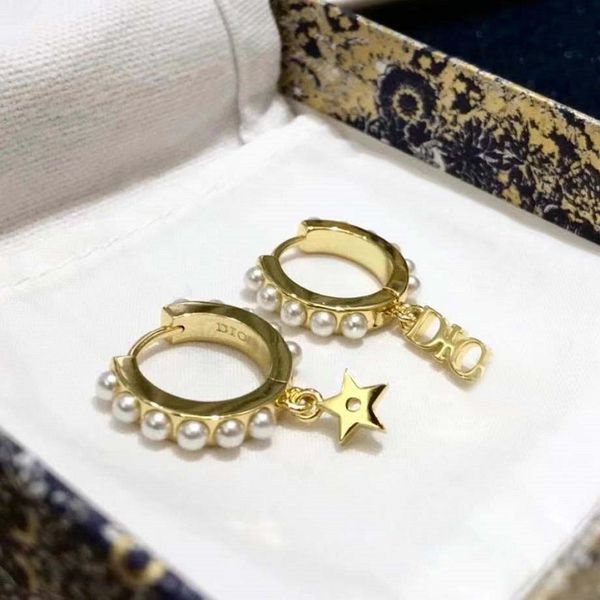 

70% off new 925 silver needle pearl five pointed star earrings, Golden;silver