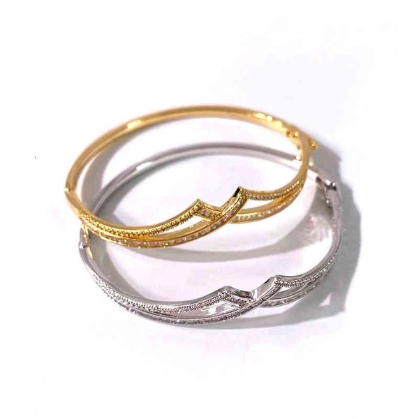 

charm bracelets fashion creative personalized women's diamond inlaid crown ins simple temperament, artistic elegance, send girlfriend, Golden;silver