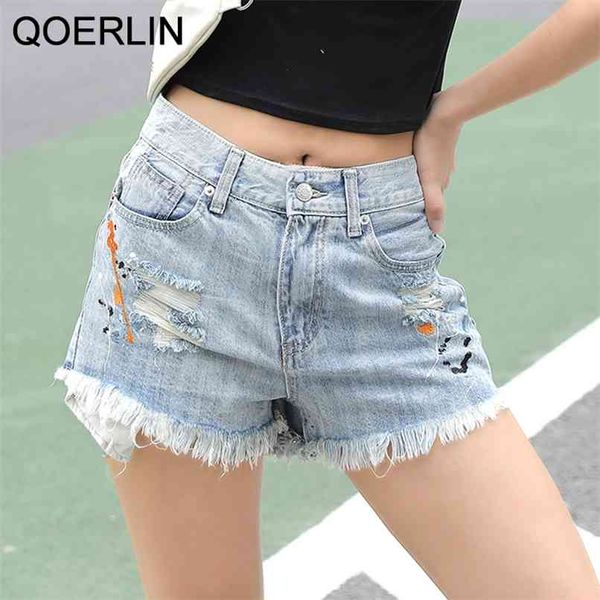 Vintage bestickte aushöhlen zerrissene Denim-Shorts Frauen plus Größe Mode lose mittlere Taille kurze Jeans Girly Streetwear 210601