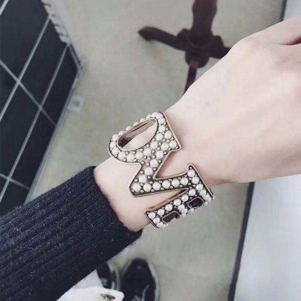 

high quatity copper inlaid pearl bracelets for women luxury jewelry bangle bracelet loved letter bracelet designer fashion gold bracelet, Black