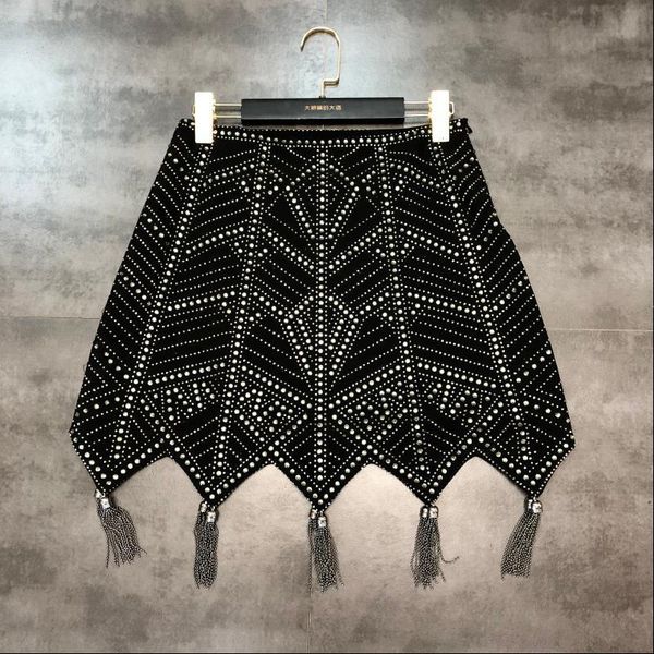 

2021 new arrivals autumn winter black diamonds tassel skirt pattern drill chain fringed women mh177