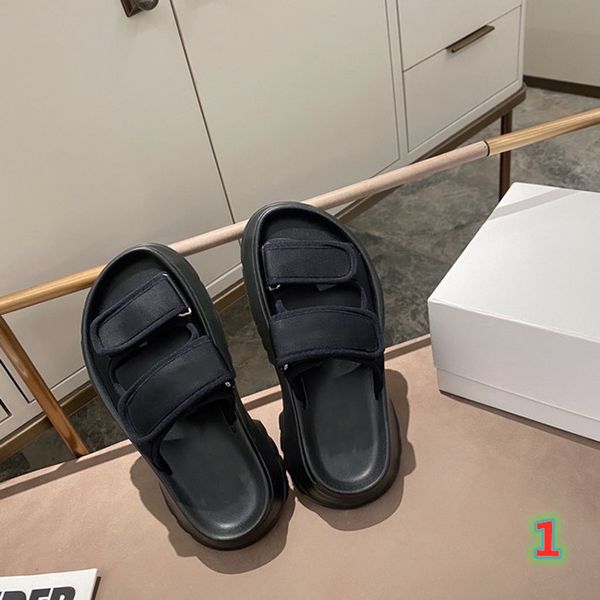 

2021 fashion slippers women's casual sandals original bag fashion designer beach slippers size 35-41, Black