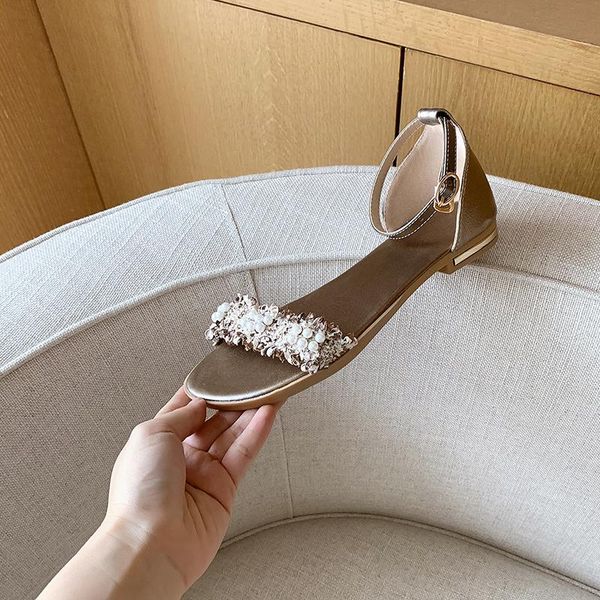 

simple summer women's shoes with pearl cloth buckle flat heel sandals, Black