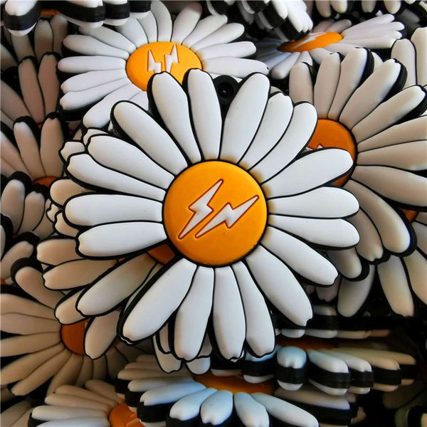 

daisy pvc drop adhive mobile phone bag pendant colorful sunflower key ring