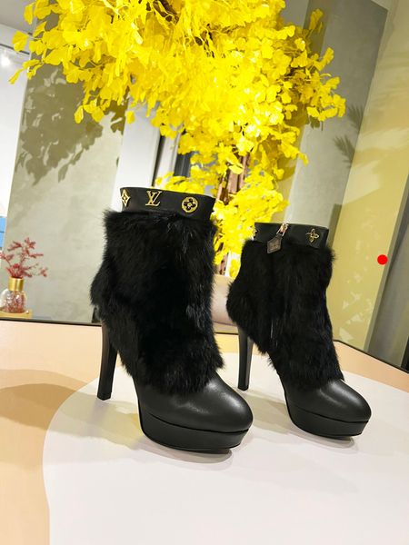 

womens designer boots leather martin ankle boot fashion non-slip wave colored rubber outsole elastic webbing luxury comfort exquisite -l012, Black
