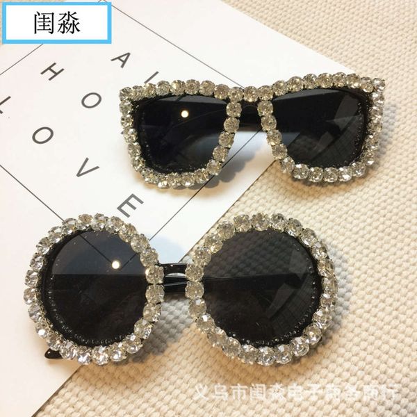

2020 new sunglasses vacation travel sunscreen handmade flowers diamond lovers street shooting beach, White;black