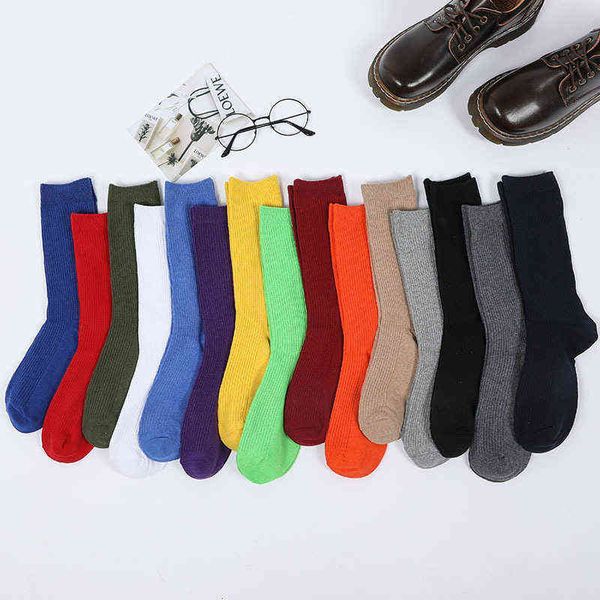 

high tube autumn and winter solid women's pile color cotton leisure sport's socks, Black;white