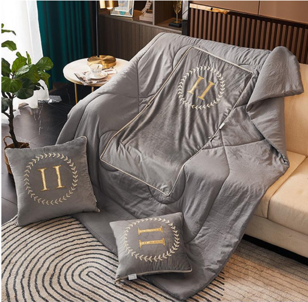 

designer home blankets luxury decorate cushion throw quilts winter pillows blanket shawl brand letter embroidery quilt covers bolster