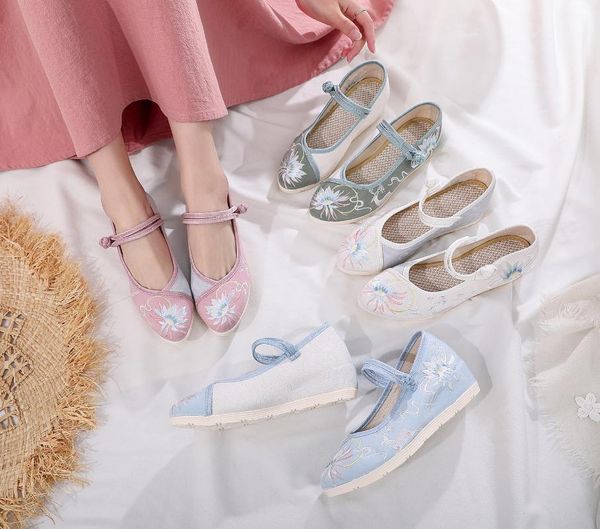 

dress shoes summer women canvas casual and comfortable embroidered linen fabric increased loafers ethnic retro hanfu embroidery, Black