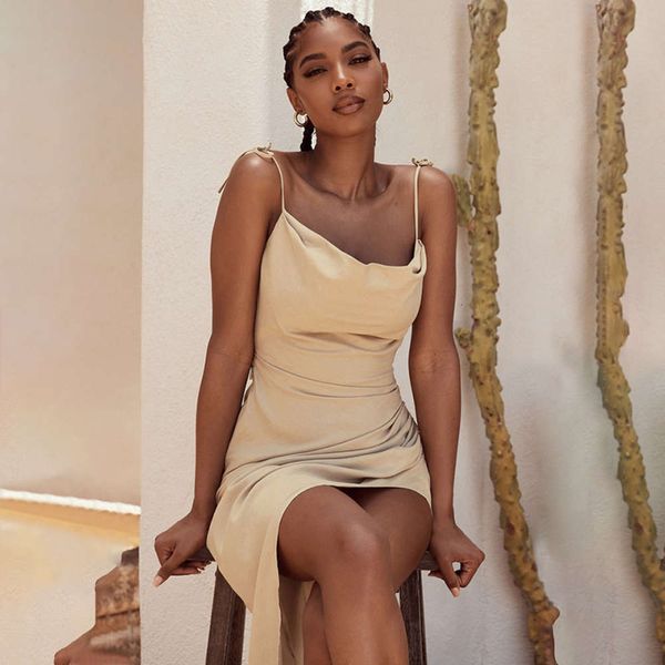 

ins style fall 2020 new women's dress with one line collar, slim and open back, White