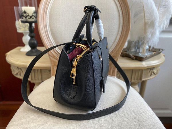 

cross body shoulder bag totes luxurys designers montaigne mm bag bb bags embossed leather fashion womens business tote handbag [with box] z4