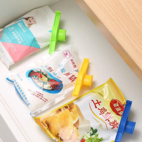 

hooks & rails sealing clip milk powder plastic bag discharge spout strip