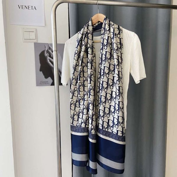 

new autumn and winter high-end silk women's korean scarves printed gifts national style shawl beach towel, Blue;gray