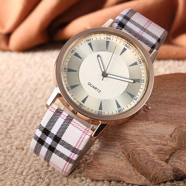 

wristwatches fashion quartz ladies watch plaid clock rose gold dial dress casual wristwatch relogio feminino women watches, Slivery;brown