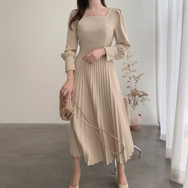 

chic spring new product of south korea light luxury design temperament square collar with thin waist and pleated long dress for women, Black;gray