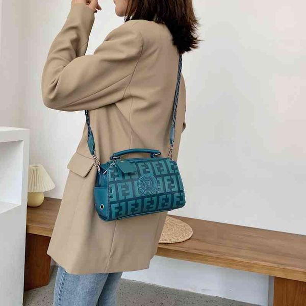 

mori series indentation small square bag new fashion texture pu handbag wide shoulder strap single shoulder messenger bag purse_outlet_khxn