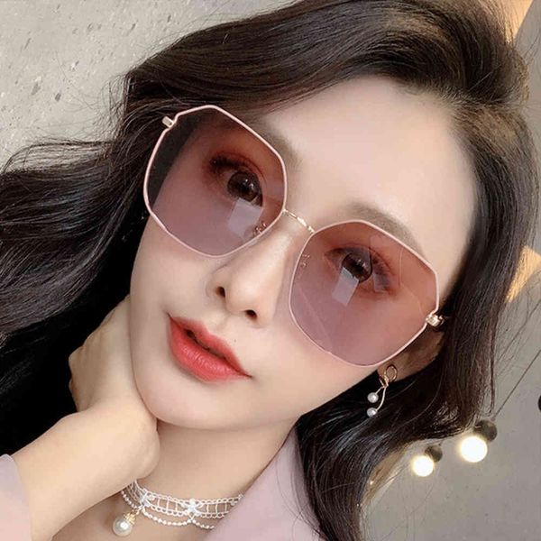 

2022 personalized large frame metal sunglasses ins new sun fashion uv proof sunglasses, White;black
