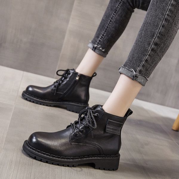 

autumn and winter 2021 layer cowhide british martin boot strap knight style thick bottom increased women's short boots, Black