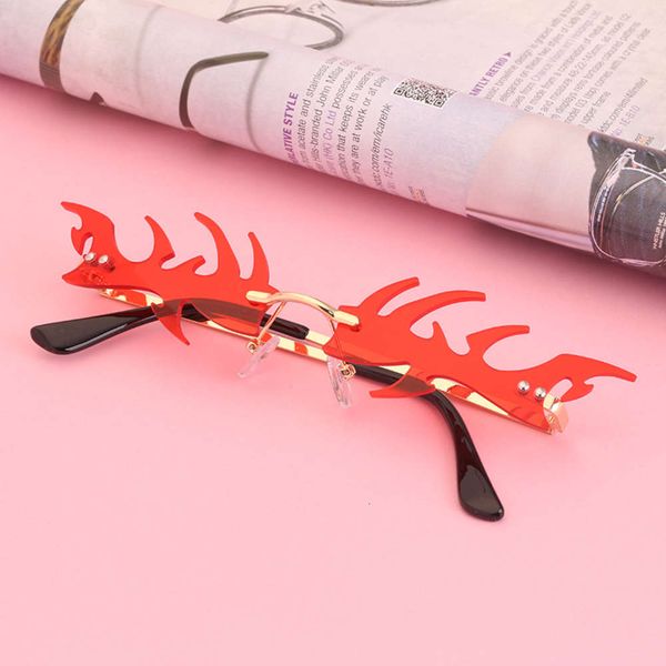 

2021 new personalized sunglasses women's fashion net red fish bone sunglasses fashion ball funny glasses, White;black