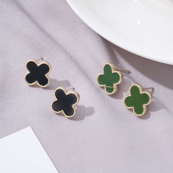 

trendy clover earrings simple temperament fashion