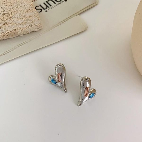 

stud 2021 arrival earrings geometric metal women trendy hip hop three-dimensional color zircon love, Golden;silver