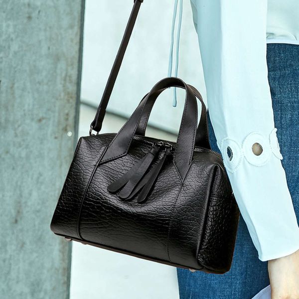 

bag 2021 bag women's messenger large capacity boston soft leather one shoulder portable