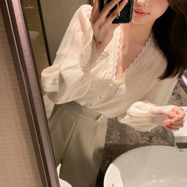 

women's blouses & shirts family qian fu's sydney lace splicing chiffon summer fashion light sweet v-neck foreign style small shirt, White