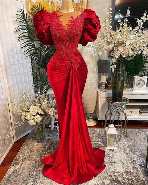 Rote Meerjungfrau afrikanische Ballkleider Arabisch Aso Ebi Spitze Perlen Sheer Neck Samt Abendkleid Formelle Party Wear Abendkleider