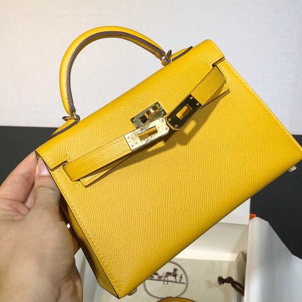 

1:1 kelly ii mini one room handbag ep palm print 9d amber yellow goat skin gold clasp