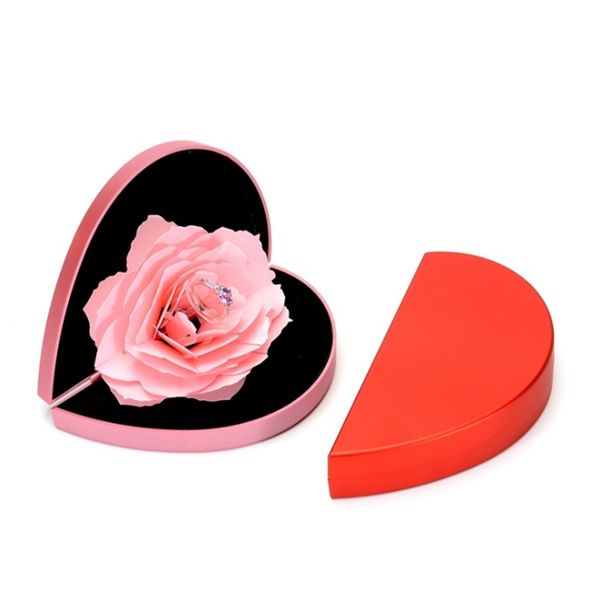 Rot-rosafarbene herzförmige Rosen-Ringbox, leere Rosenblume, Vorschlag-Ringbox, Schmuck-Aufbewahrungsbehälter