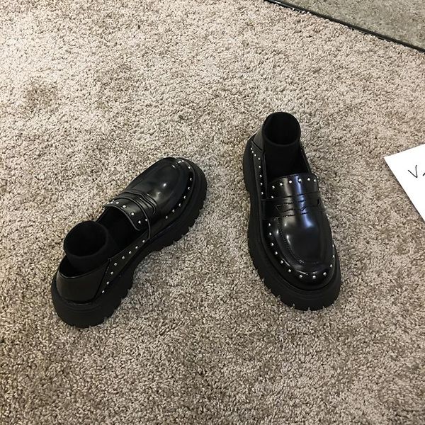 

dress shoes women's fashion rivet loafers spring 2021 black patent leather platform