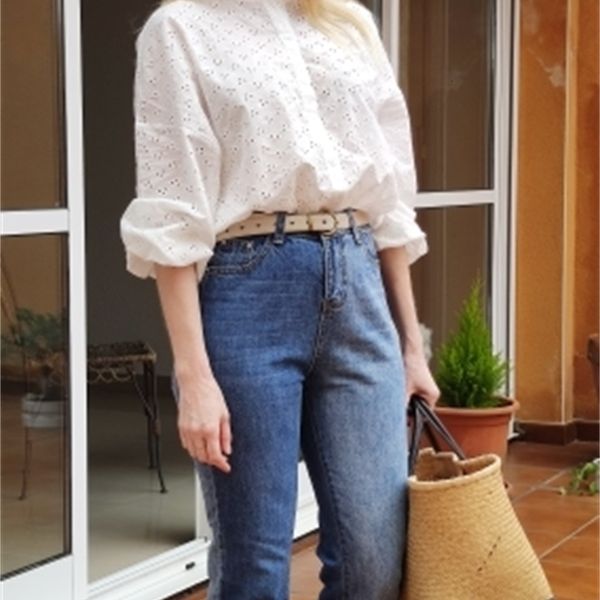 

spring&autumn wild hollow hook flower design round neck single-breasted loose long-sleeved shirt women's shirt korean clothing cx200617, White