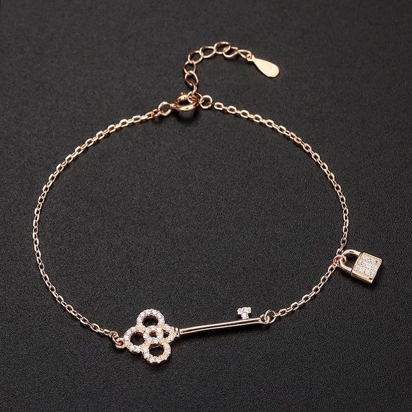 

link, chain bracelets pure lock bracelet female version of the fashion light luxury temperament drill high-level feel hand, Black