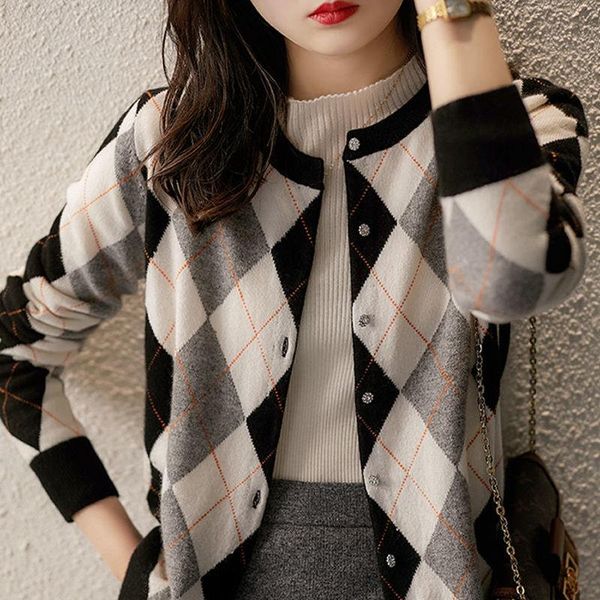 

sweater cardigan spring and autumn 2021 new korean version loose and easy to wear long sleeve sweater coat, White