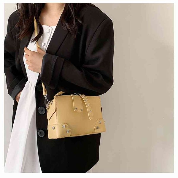 

women's 2021 new box portable small square bag