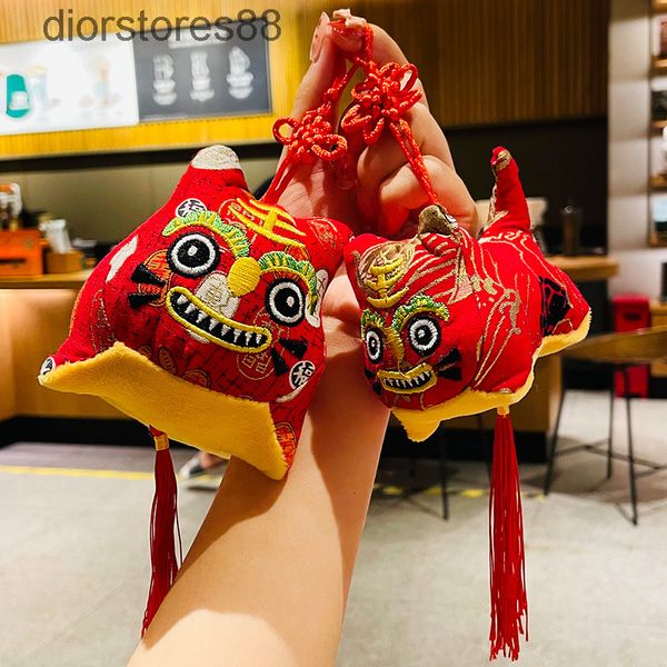 

key chain year of the tiger mascot doll car pendant plush toys folk cloth zodiac small, Silver