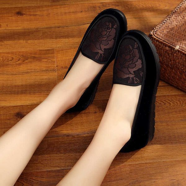 

xinqing 2021 spring and autumn old beijing cloth shoes lazy women's single soft bottom anti-skid middle-aged elderly shallow mouth, Black