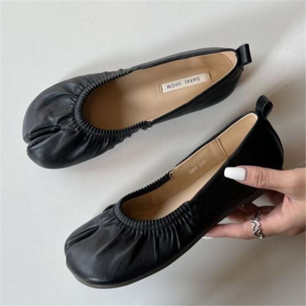 

designer leather split toe round comfort flat shoes women spring new tabi ninja pig feet loafer ladies dress shoe, Black